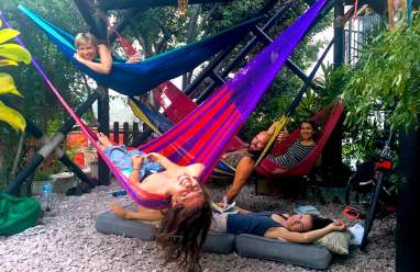 Zona de hamacas relájate, échate una siesta o conversa