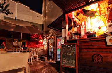 Patio de noche